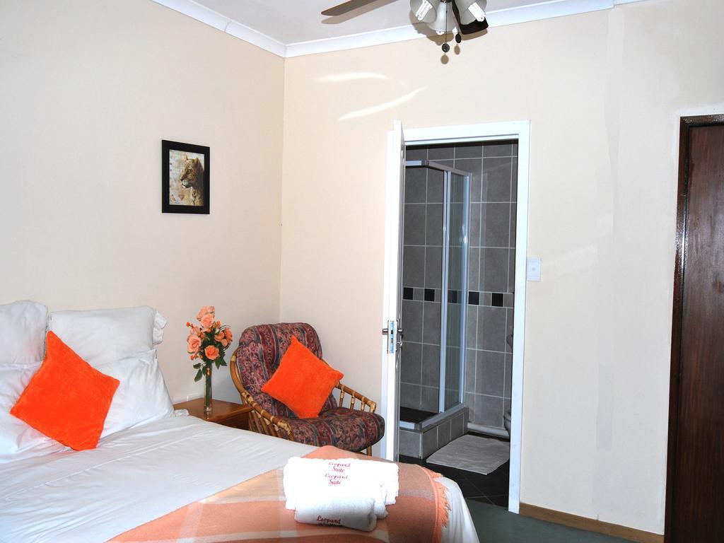 Umkomaas Guest House Room photo